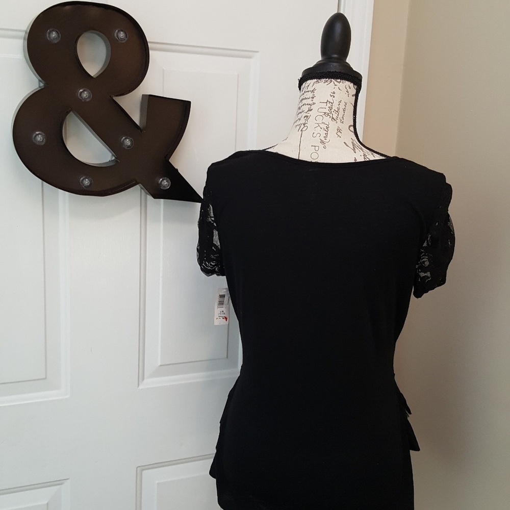 SOLD! 3for$20 Black Lace Top - Picture 3 of 4